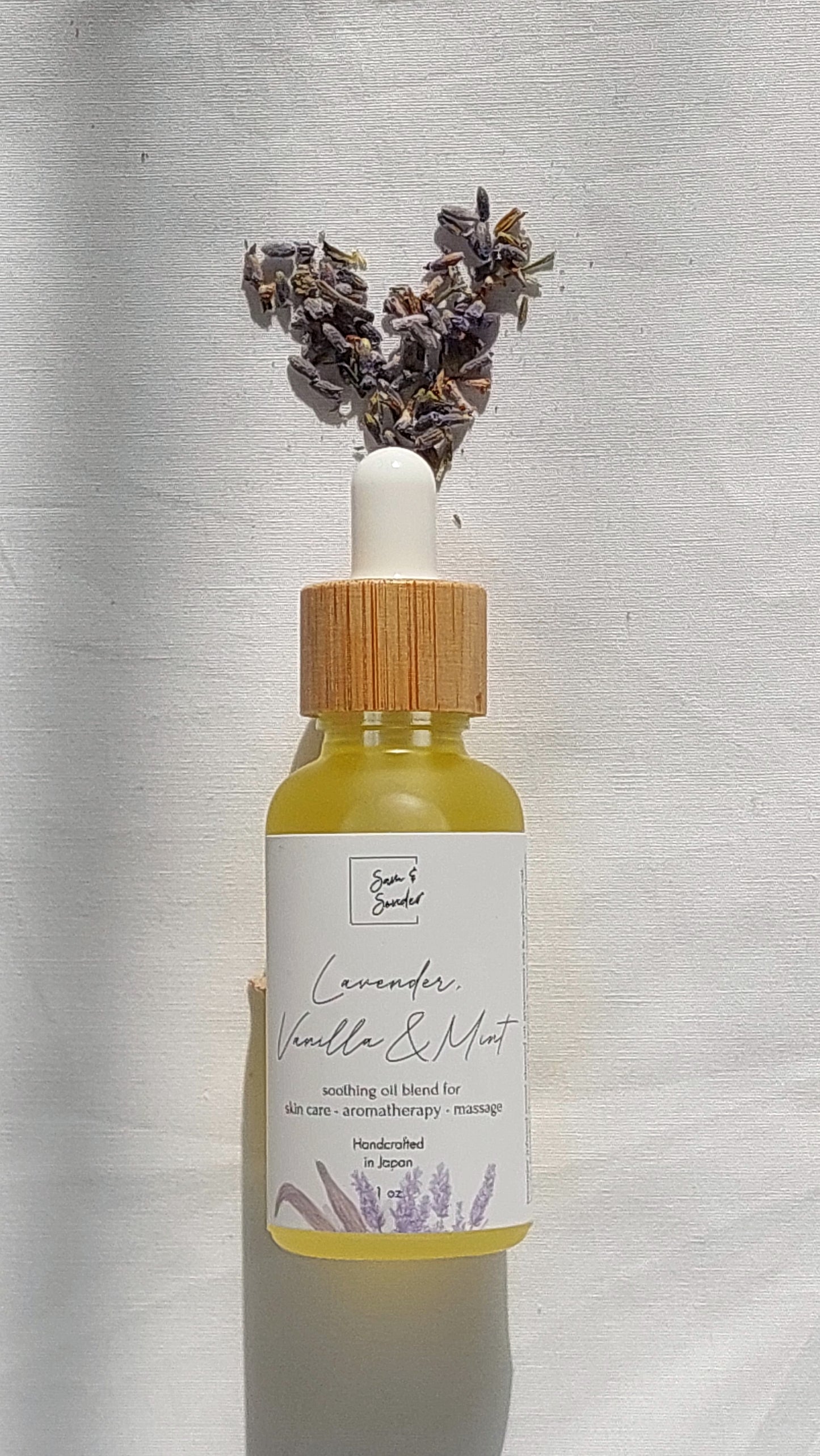 Lavender, Vanilla  & Mint Oil Blend