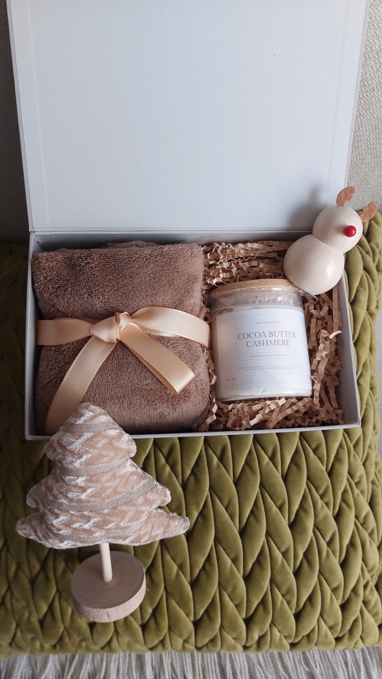 Cocoa Butter Cashmere Gift Box